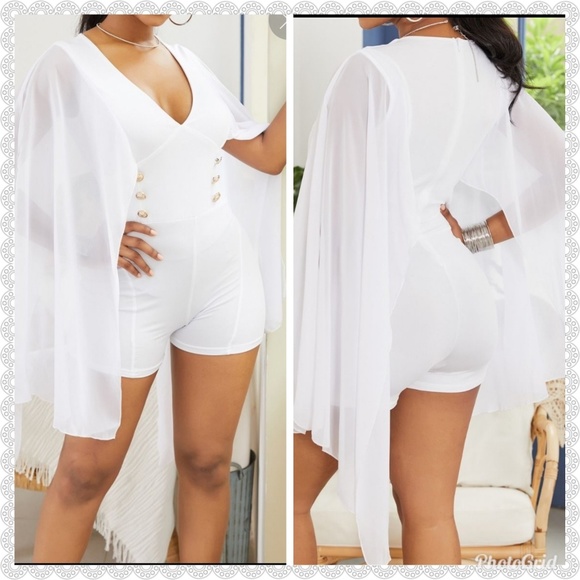 boutique Pants - ***SOLD***sz L White bat sleeve shorts Jumpsuit